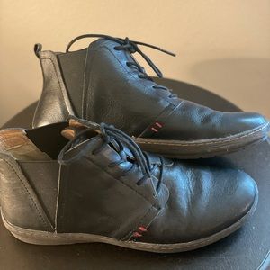 Montana Artisan Ankle Black leather boot